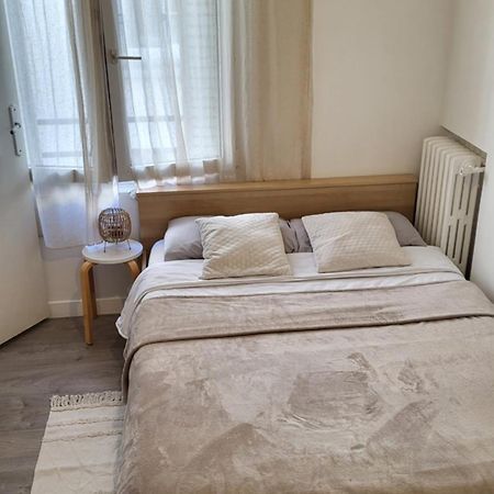 Apartamento Apparemment Parisien Exterior foto